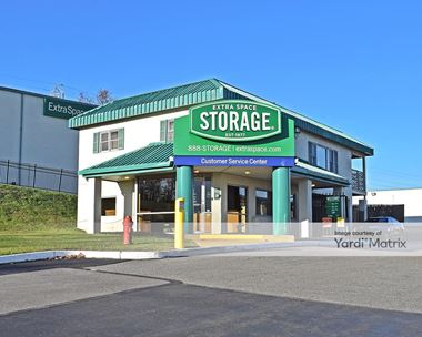 Storage Units for Rent available at 1553 Grant Avenue, Philadelphia, PA 19115