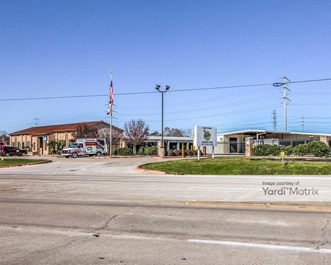 Source URL: https://cdnsc.rentcafe.com/dmslivecafe/3/1070127/1070127-1-2.jpg?width=-1&height=385&quality=80