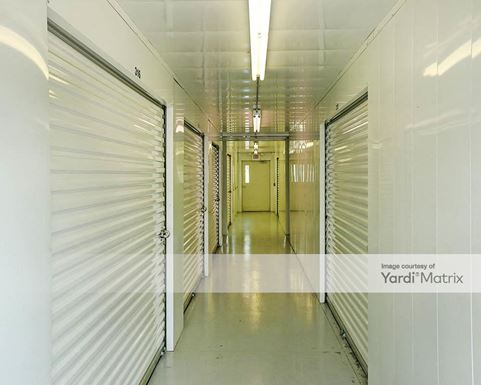 Source URL: https://cdnsc.rentcafe.com/dmslivecafe/3/1070134/1070134-1-5.jpg?width=-1&height=385&quality=80