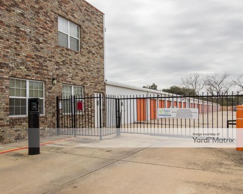 Source URL: https://cdnsc.rentcafe.com/dmslivecafe/3/1070135/1070135-1-2.jpg?width=-1&height=385&quality=80