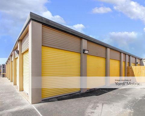 Source URL: https://cdnsc.rentcafe.com/dmslivecafe/3/1070141/1070141-1-5.jpg?width=-1&height=385&quality=80