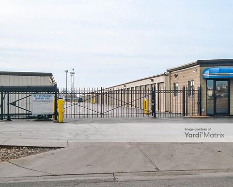 Source URL: https://cdnsc.rentcafe.com/dmslivecafe/3/1070173/1070173-1-6.jpg?width=-1&height=385&quality=80