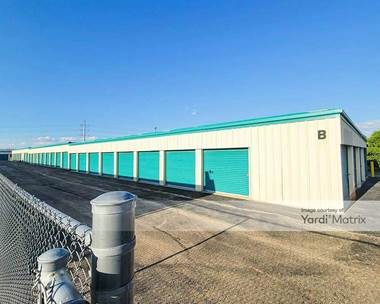 Storage Units for Rent available at 1200 Davis Road, Elgin, IL 60123