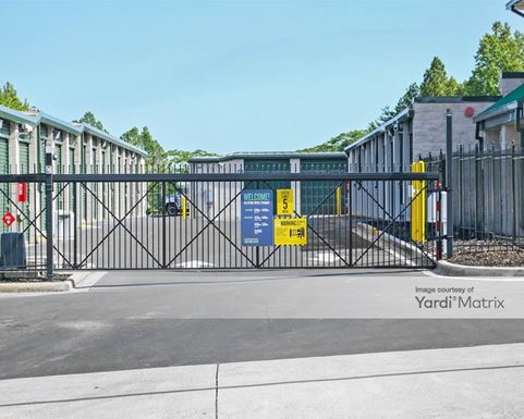 Source URL: https://cdnsc.rentcafe.com/dmslivecafe/3/1070198/1070198-1-4.jpg?width=-1&height=385&quality=80