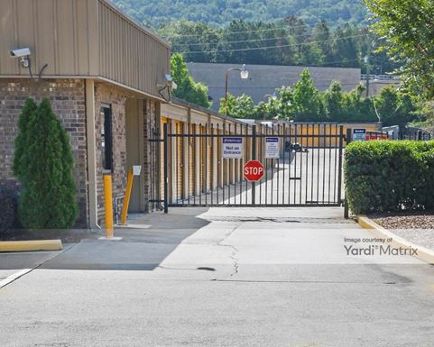 Source URL: https://cdnsc.rentcafe.com/dmslivecafe/3/1070204/1070204-1-4.jpg?width=-1&height=385&quality=80