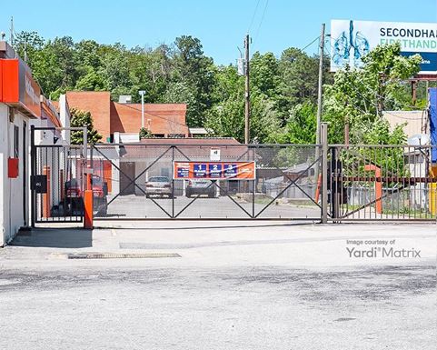 Source URL: https://cdnsc.rentcafe.com/dmslivecafe/3/1070205/1070205-1-4.jpg?width=-1&height=385&quality=80