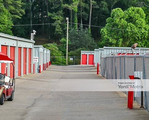 Source URL: https://cdnsc.rentcafe.com/dmslivecafe/3/1070208/1070208-1-2.jpg?width=-1&height=385&quality=80