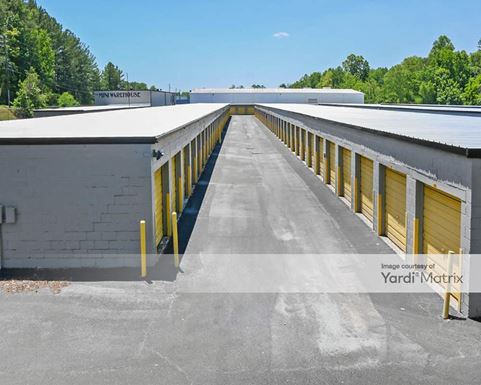 Source URL: https://cdnsc.rentcafe.com/dmslivecafe/3/1070210/1070210-1-3.jpg?width=-1&height=385&quality=80