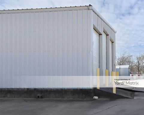 Source URL: https://cdnsc.rentcafe.com/dmslivecafe/3/1070220/1070220-1-3.jpg?width=-1&height=385&quality=80