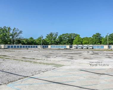 Storage Units for Rent available at 24 Sycamore Lane, Alabaster, AL 35007