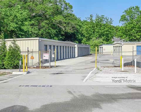 Source URL: https://cdnsc.rentcafe.com/dmslivecafe/3/1070228/1070228-1-5.jpg?width=-1&height=385&quality=80