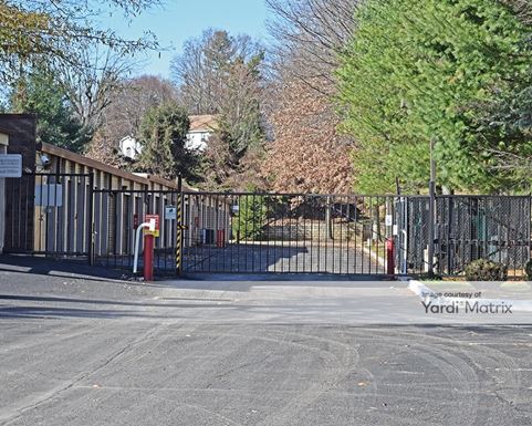 Source URL: https://cdnsc.rentcafe.com/dmslivecafe/3/1070241/1070241-1-2.jpg?width=-1&height=385&quality=80