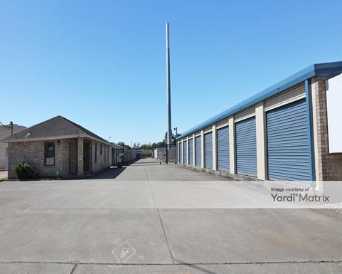 Source URL: https://cdnsc.rentcafe.com/dmslivecafe/3/1070260/1070260-1-3.jpg?width=-1&height=385&quality=80