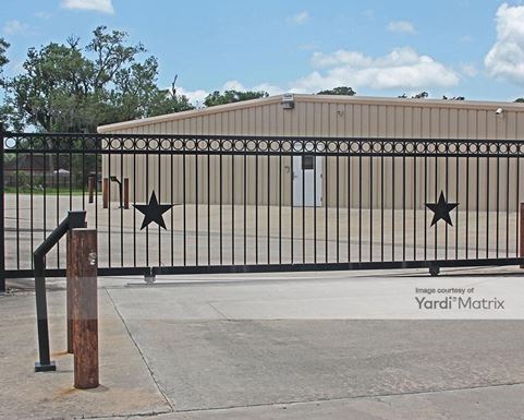 Source URL: https://cdnsc.rentcafe.com/dmslivecafe/3/1070263/1070263-1-4.jpg?width=-1&height=385&quality=80