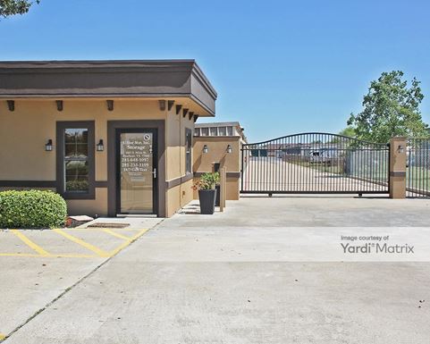 Source URL: https://cdnsc.rentcafe.com/dmslivecafe/3/1070265/1070265-1-2.jpg?width=-1&height=385&quality=80