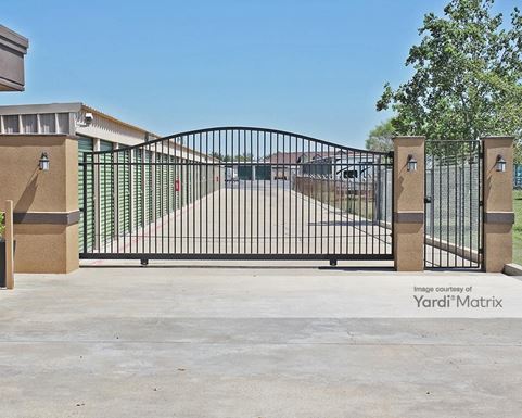 Source URL: https://cdnsc.rentcafe.com/dmslivecafe/3/1070265/1070265-1-3.jpg?width=-1&height=385&quality=80