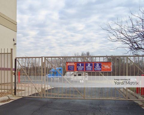 Source URL: https://cdnsc.rentcafe.com/dmslivecafe/3/1070273/1070273-1-4.jpg?width=-1&height=385&quality=80