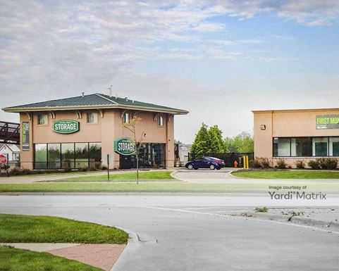 Source URL: https://cdnsc.rentcafe.com/dmslivecafe/3/1070295/1070295-1-3.jpg?width=-1&height=385&quality=80