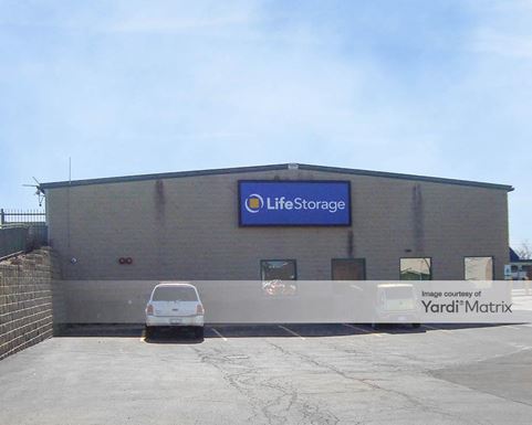 Source URL: https://cdnsc.rentcafe.com/dmslivecafe/3/1070299/1070299-1-3.jpg?width=-1&height=385&quality=80