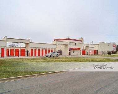 Storage Units for Rent available at 280 Main Place, Carol Stream, IL 60188