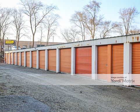 Source URL: https://cdnsc.rentcafe.com/dmslivecafe/3/1070306/1070306-1-2.jpg?width=-1&height=385&quality=80