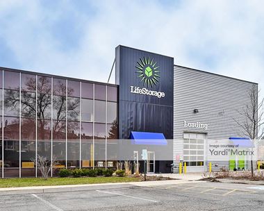 Storage Units for Rent available at 1950 North Washington Street, Naperville, IL 60563