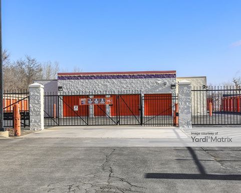 Source URL: https://cdnsc.rentcafe.com/dmslivecafe/3/1070335/1070335-1-4.jpg?width=-1&height=385&quality=80