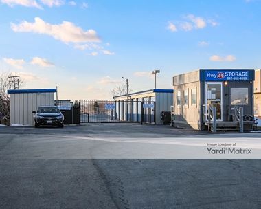 Storage Units for Rent available at 300 Old Skokie Hwy, Park City, IL 60085