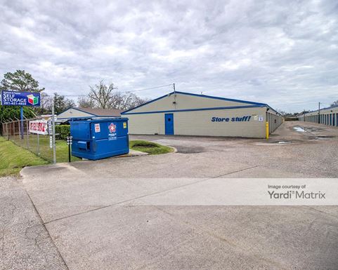 Source URL: https://cdnsc.rentcafe.com/dmslivecafe/3/1070363/1070363-1-5.jpg?width=-1&height=385&quality=80