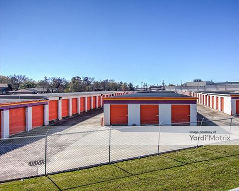 Source URL: https://cdnsc.rentcafe.com/dmslivecafe/3/1070368/1070368-1-4.jpg?width=-1&height=385&quality=80