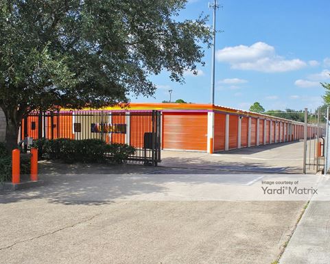 Source URL: https://cdnsc.rentcafe.com/dmslivecafe/3/1070370/1070370-1-2.jpg?width=-1&height=385&quality=80