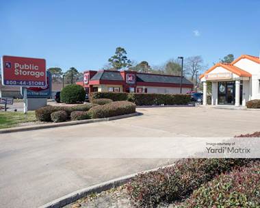Storage Units for Rent available at 14645 Woodforest Blvd, Houston, TX 77015