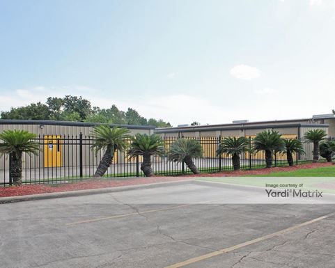 Source URL: https://cdnsc.rentcafe.com/dmslivecafe/3/1070375/1070375-1-4.jpg?width=-1&height=385&quality=80