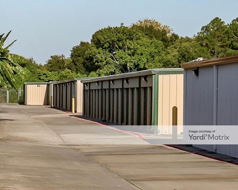 Source URL: https://cdnsc.rentcafe.com/dmslivecafe/3/1070380/1070380-1-3.jpg?width=-1&height=385&quality=80