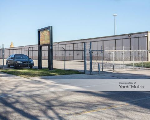 Source URL: https://cdnsc.rentcafe.com/dmslivecafe/3/1070384/1070384-1-2.jpg?width=-1&height=385&quality=80