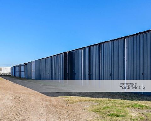 Source URL: https://cdnsc.rentcafe.com/dmslivecafe/3/1070391/1070391-1-3.jpg?width=-1&height=385&quality=80