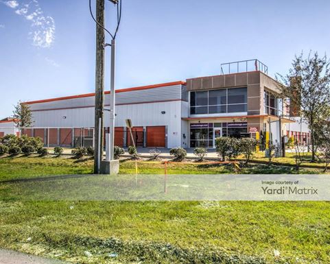 Source URL: https://cdnsc.rentcafe.com/dmslivecafe/3/1070413/1070413-1-3.jpg?width=-1&height=385&quality=80