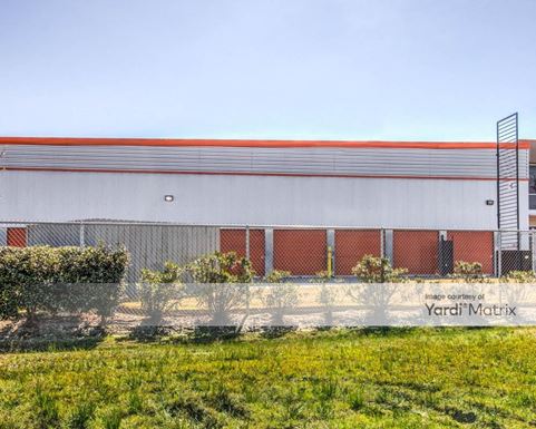 Source URL: https://cdnsc.rentcafe.com/dmslivecafe/3/1070413/1070413-1-4.jpg?width=-1&height=385&quality=80