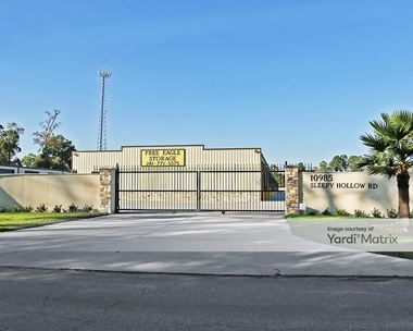 Storage Units for Rent available at 10985 Sleepy Hollow Road, Conroe, TX 77385