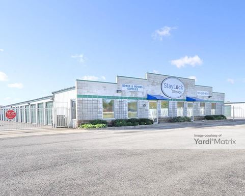 Source URL: https://cdnsc.rentcafe.com/dmslivecafe/3/1070444/1070444-1-3.jpg?width=-1&height=385&quality=80