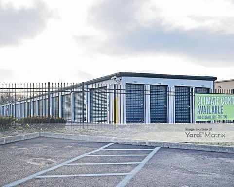 Source URL: https://cdnsc.rentcafe.com/dmslivecafe/3/1070448/1070448-1-5.jpg?width=-1&height=385&quality=80