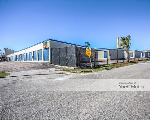 Source URL: https://cdnsc.rentcafe.com/dmslivecafe/3/1070455/1070455-1-5.jpg?width=-1&height=385&quality=80