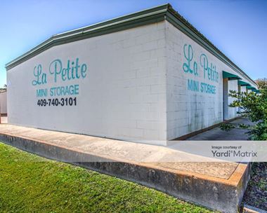 Storage Units for Rent available at 8501 Stewart Road, Galveston, TX 77554