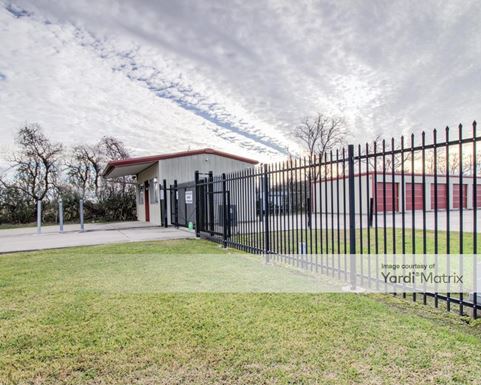 Source URL: https://cdnsc.rentcafe.com/dmslivecafe/3/1070461/1070461-1-5.jpg?width=-1&height=385&quality=80