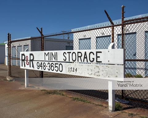 Source URL: https://cdnsc.rentcafe.com/dmslivecafe/3/1070463/1070463-1-2.jpg?width=-1&height=385&quality=80