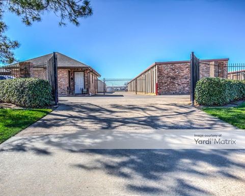 Source URL: https://cdnsc.rentcafe.com/dmslivecafe/3/1070464/1070464-1-4.jpg?width=-1&height=385&quality=80