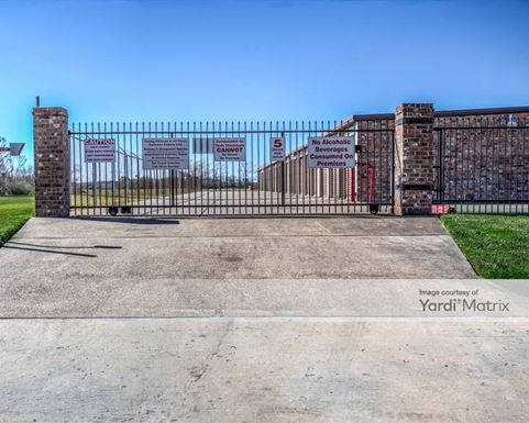 Source URL: https://cdnsc.rentcafe.com/dmslivecafe/3/1070464/1070464-1-5.jpg?width=-1&height=385&quality=80