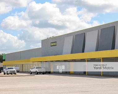 Storage Units for Rent available at 120 South Alexander Drive, Baytown, TX 77520