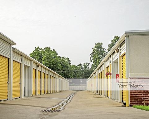 Source URL: https://cdnsc.rentcafe.com/dmslivecafe/3/1070478/1070478-1-4.jpg?width=-1&height=385&quality=80