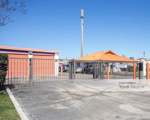 Source URL: https://cdnsc.rentcafe.com/dmslivecafe/3/1070498/1070498-1-2.jpg?width=-1&height=385&quality=80